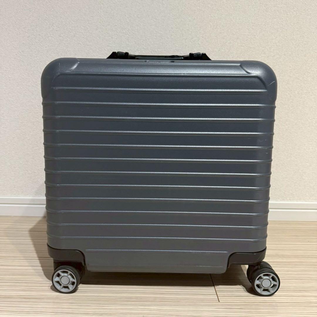 RIMOWA リモワ サルサ ビジネス トローリー 4輪 キャリーケース 27L