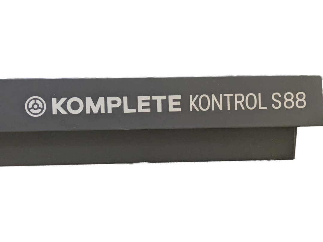 【期間限定】KOMPLETE KONTROL S88 MK2【付属品+ID譲渡】