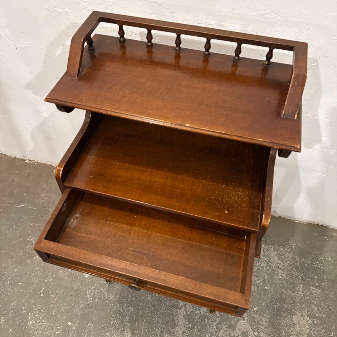 ヴィンテージ　サイドテーブル　ベッドサイドテーブル　フランス