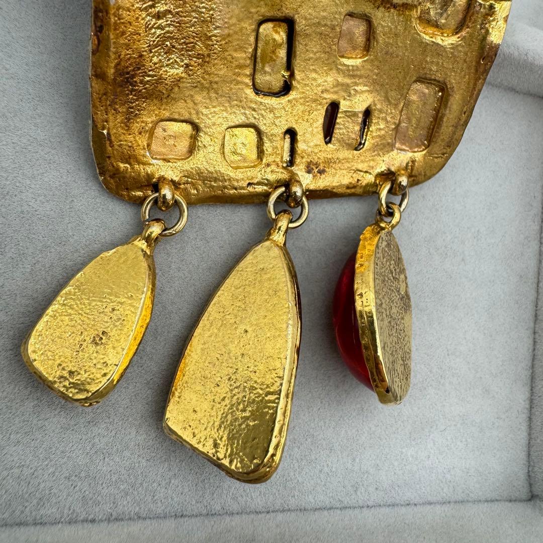 【ヴィンテージ】christian lacroix ブローチ　ゴールド　ストーン