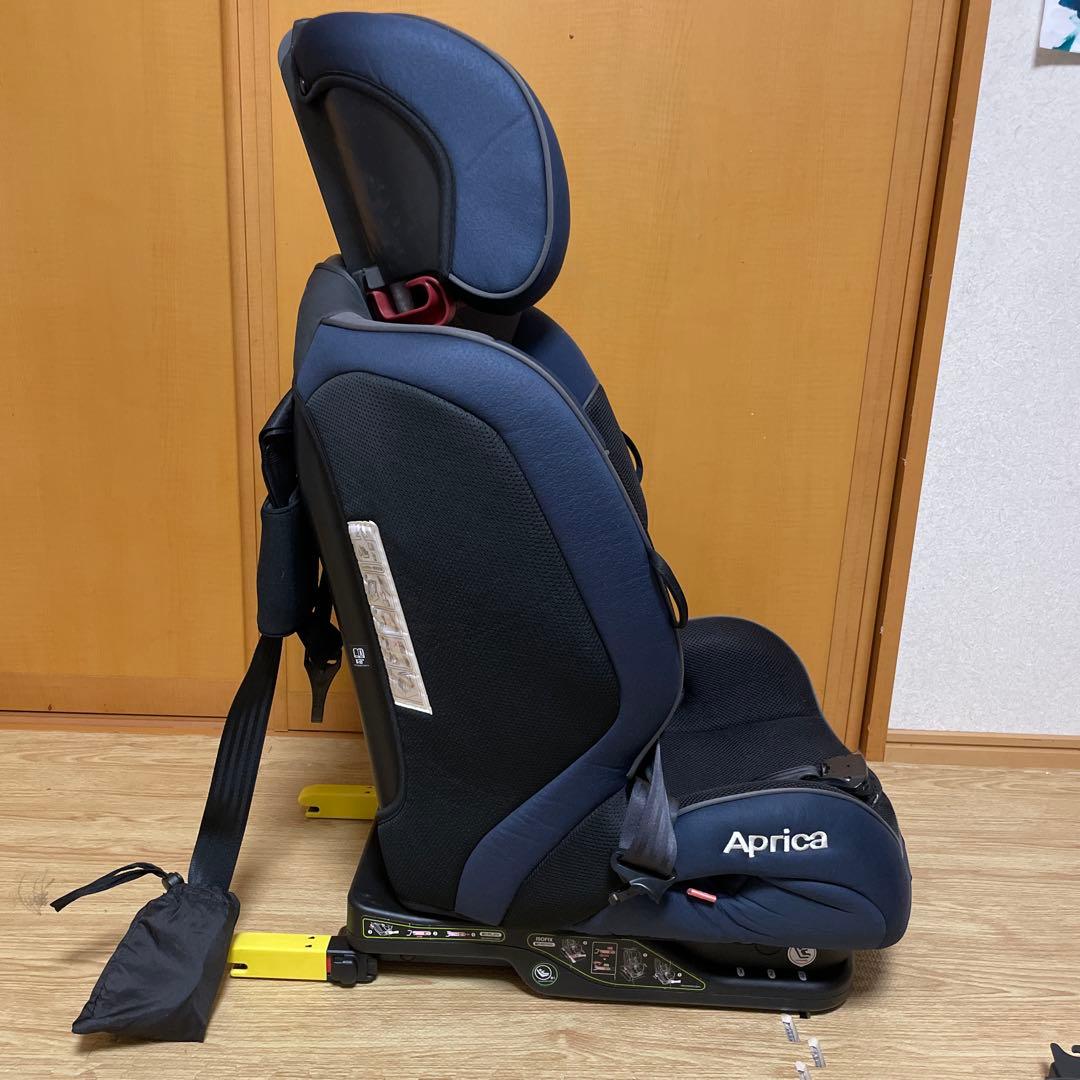 アップリカ　フォームフィットAB チャイルドシート　Apprica