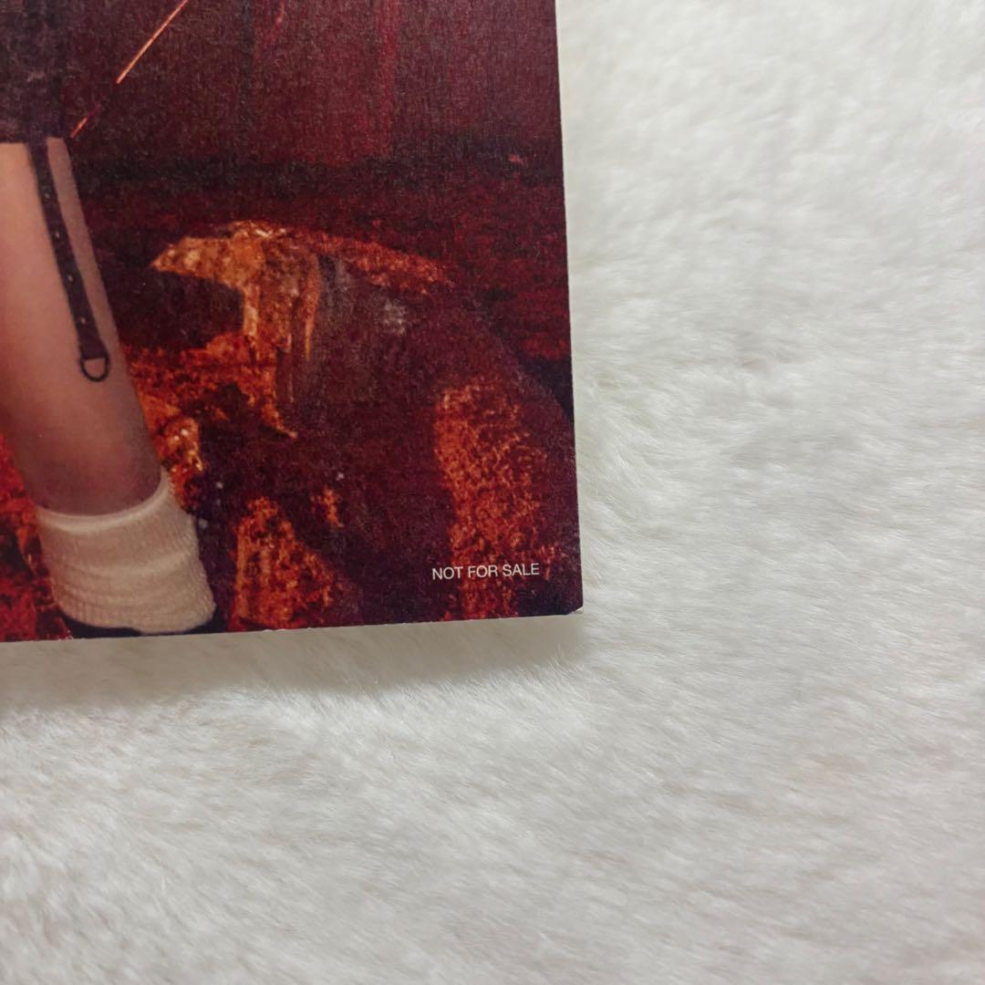 ISSUE サイン入り色紙