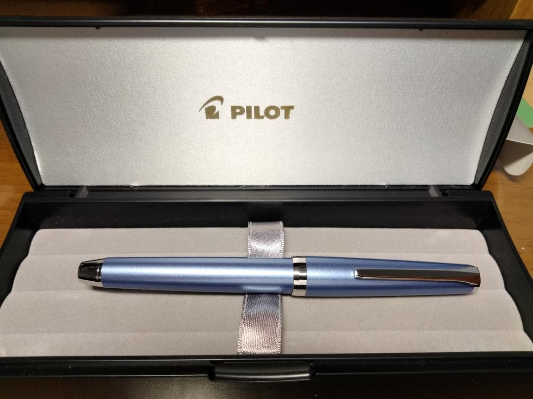 パイロット　万年筆　エラボー　ライトブルー(SB)