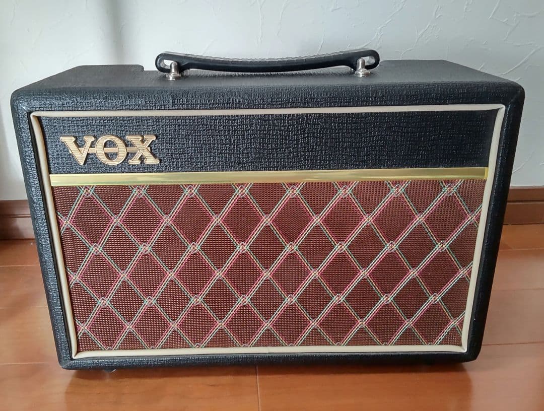 初心者用エレキギター Voxアンプ付き