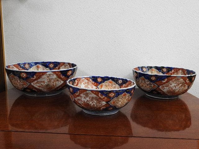 伊万里　三鉢　M583