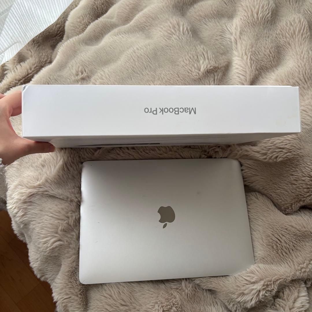 MacBook本体 MacBook Pro (13-inch, 2020)