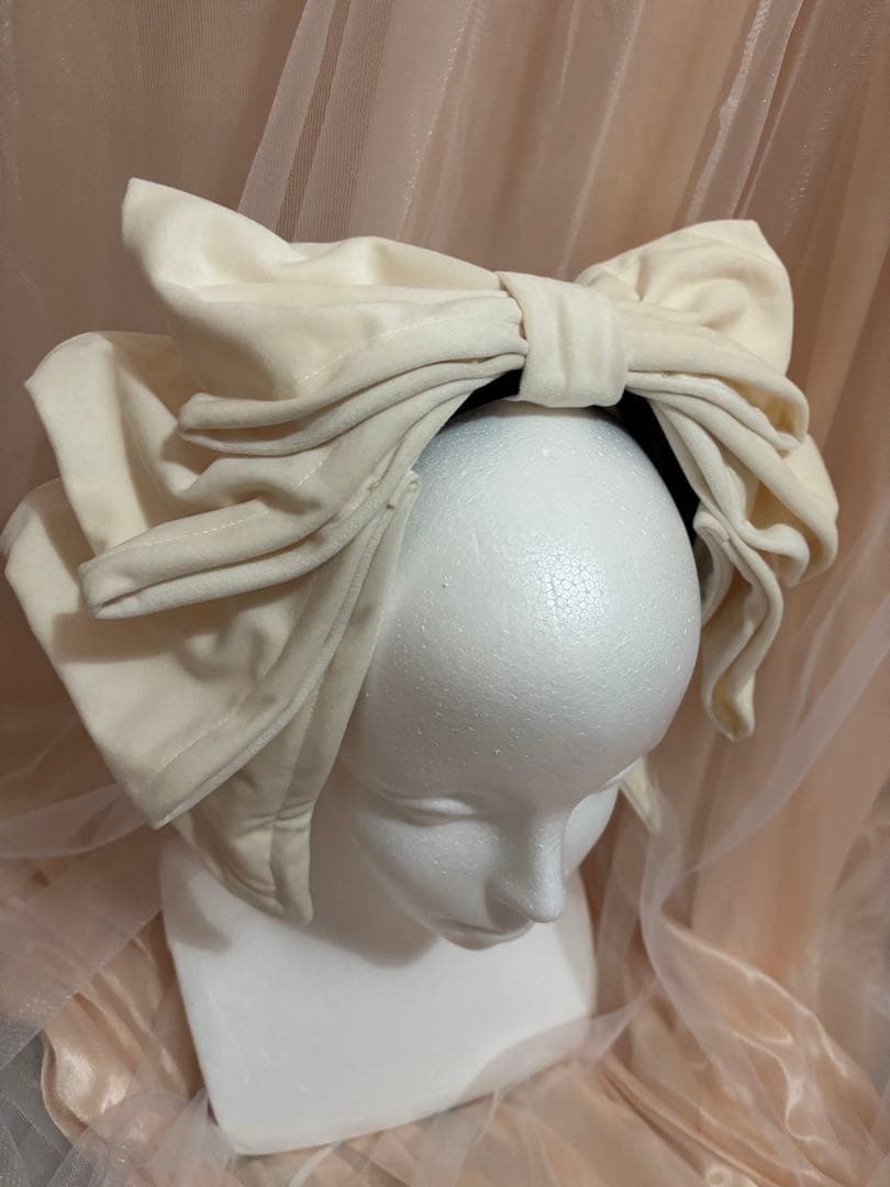 星箱works お人形風ラッピングリボンカチューシャ　クリーム