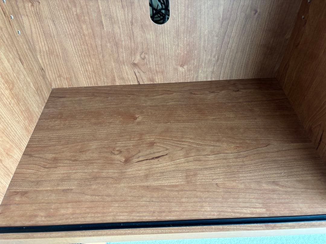 ブラウン木製キャビネット 中型 3引き出し