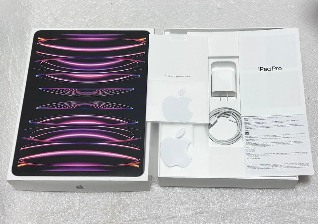 美品　バッテリー最大容量90%　iPad Pro 12.9 第6世代 512GB