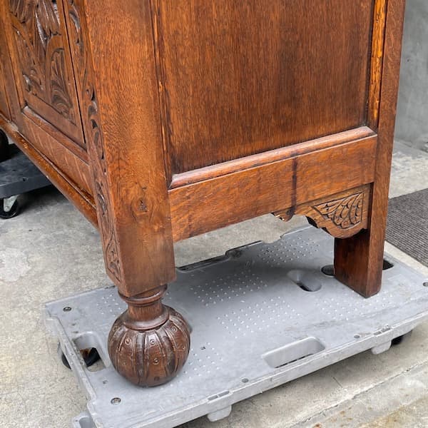 1880年頃　イギリスアンティーク　ミラーバックキャビネット　カップボード