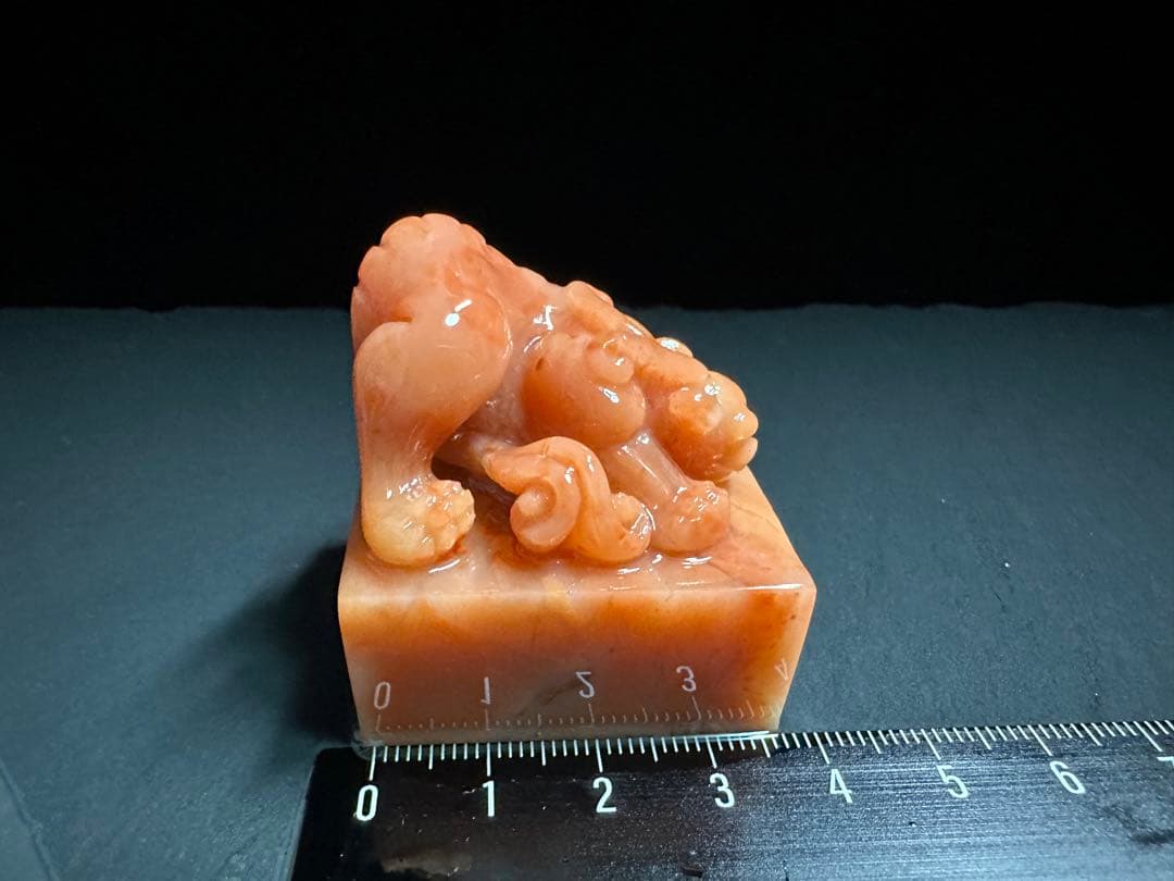 114 ラオス石　瑞獣貔貅　大印面　印材　印石　篆刻　書道　落款　雅号　箱付き