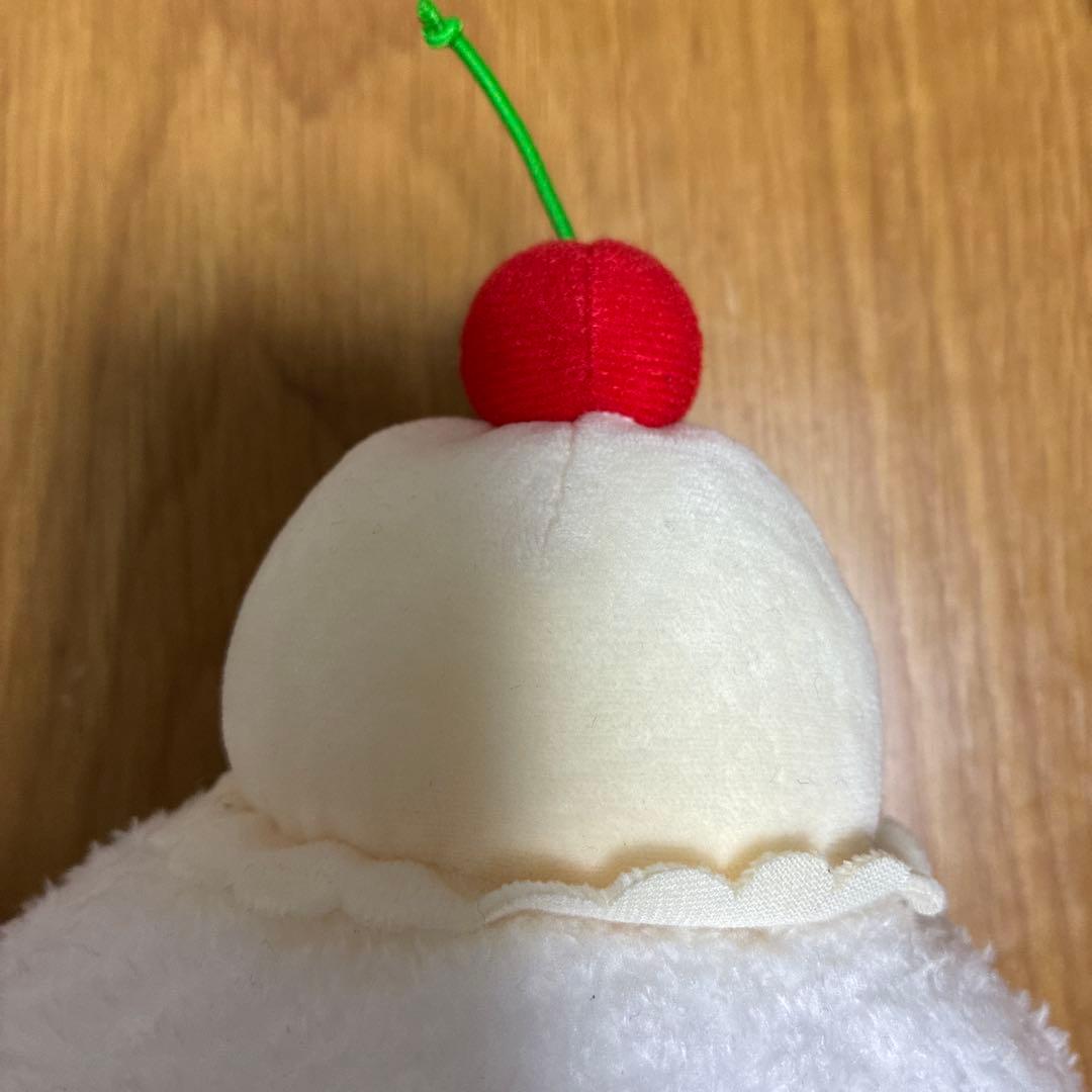 しろたん キラしゅわスイーツくじ 特賞 クリームソーダ　ぬいぐるみ