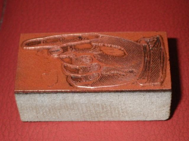 ポインティングハンド★メタル★スタンプ★16★イギリス★ビンテージ★指差し★