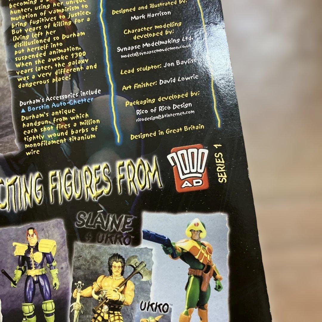 2000ad durham red フィギュア