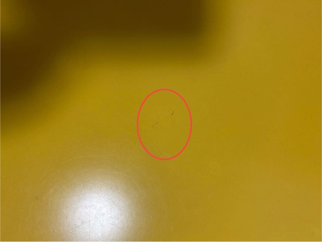 ハート形黄色丸座卓