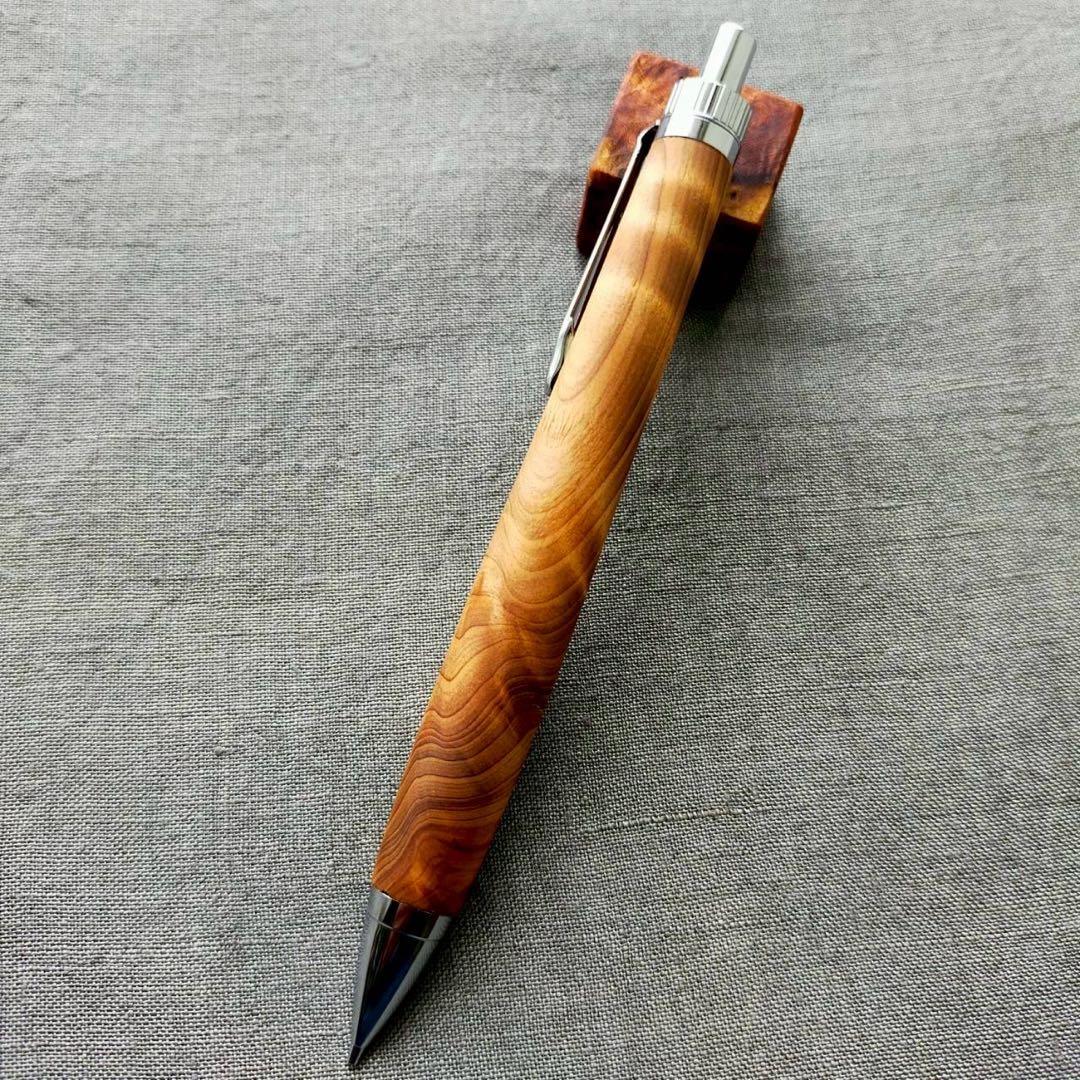 屋久杉　金襴杢　ハンドメイド　木軸ボールペン　0.5mm　天然木　ブラック