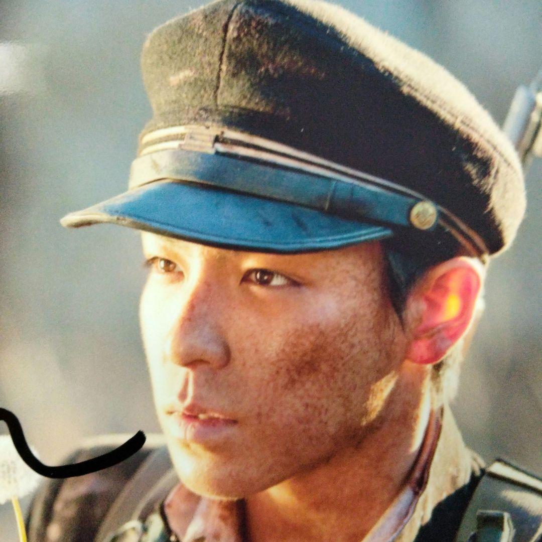 セール中…T.O.P 直筆サイン入り2Lサイズ写真…BIGBANGのメンバー