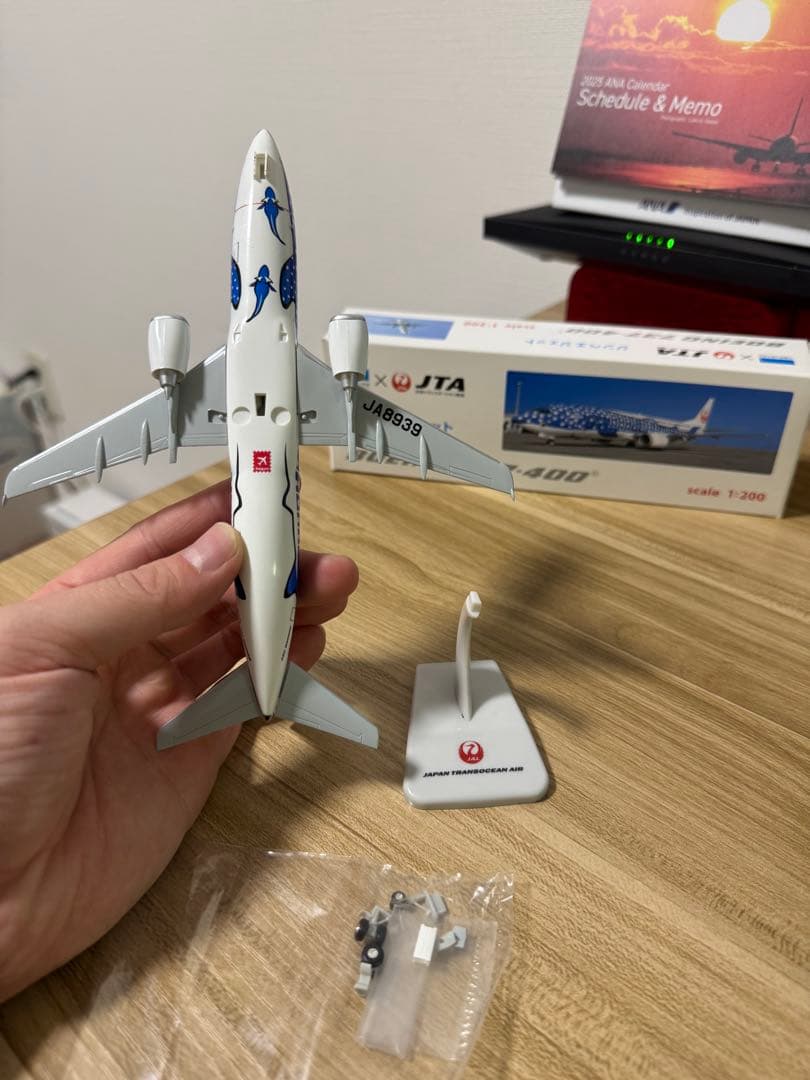 JTA B737-400 ジンベイジェットJA8939 1/200モデル