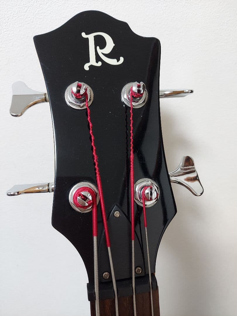 ビーシーリッチ　モッキンバードベース　使用感少なく状態かなり良し　恩田快人風