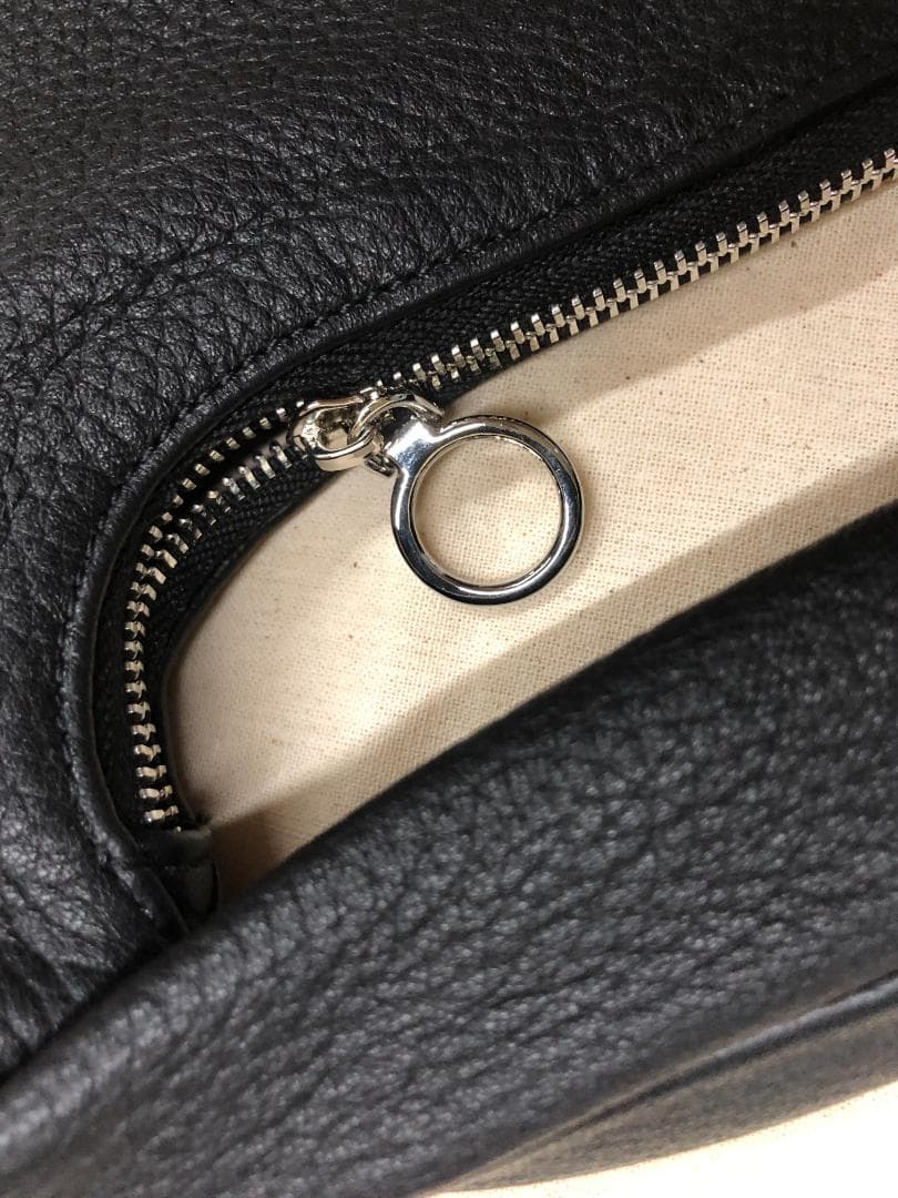 Aeta ブラックレザー ミニハンドバッグ Mサイズ