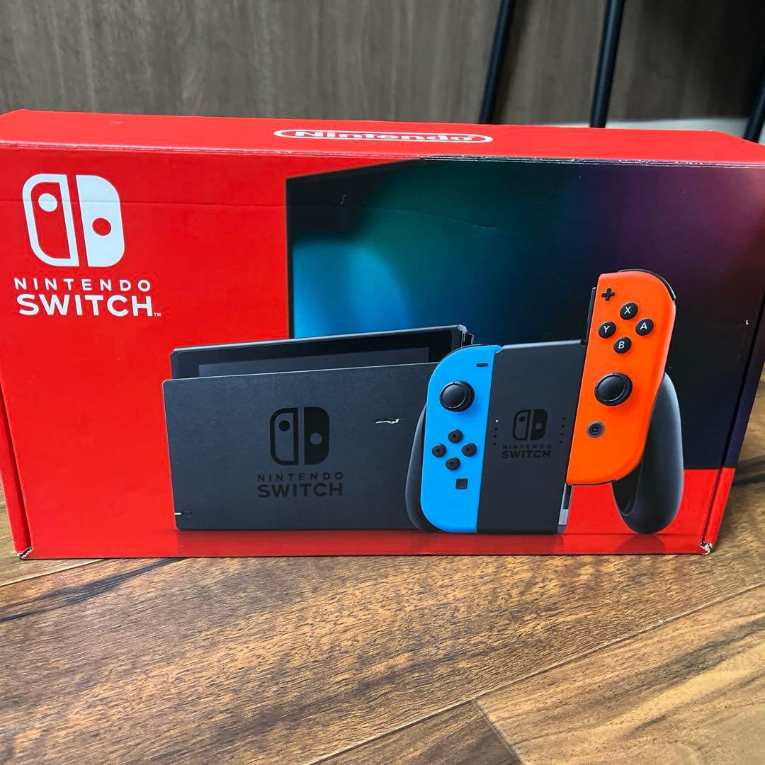 Nintendo Switch 本体 ＋ケース付き