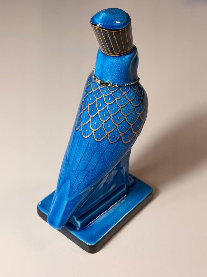 #美濃焼 幸兵衛窯 エジプト神 九栄神 ホルス 隼 青釉金彩　S-1