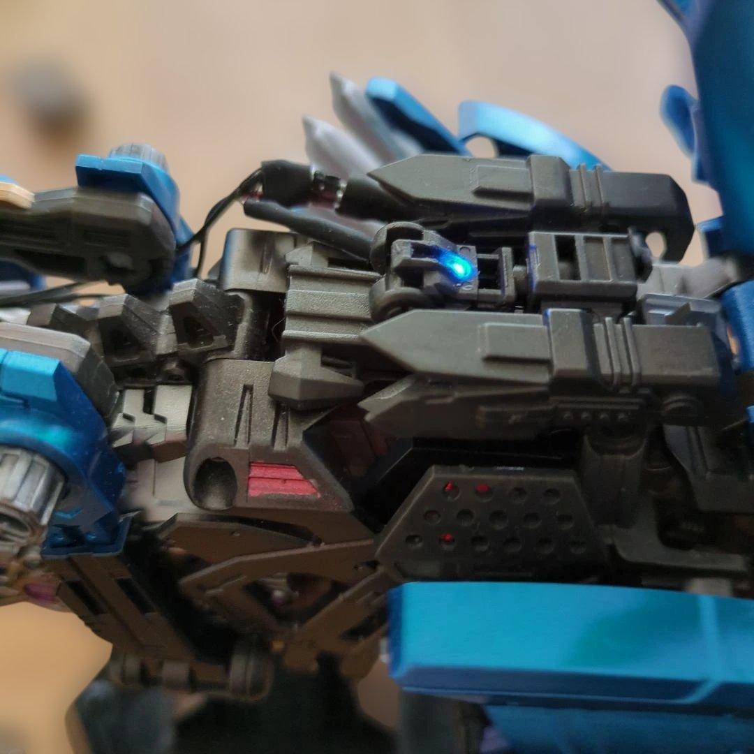 f*e様 ゾイド　ZOIDZ AZ　ブレードライガー　塗装済　みLED電飾　完成