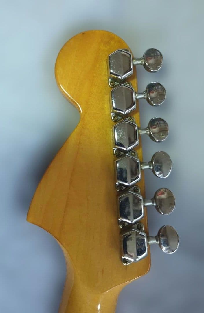 (1975年製 希少品)　Greco ストラト 3ＴＳ