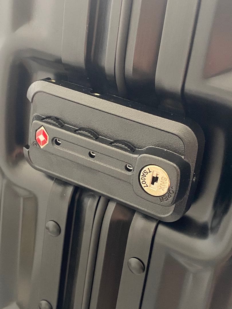 新品未使用⭐︎ブラックAMG ベンツ　オリジナルスーツケース　アキャリーケース