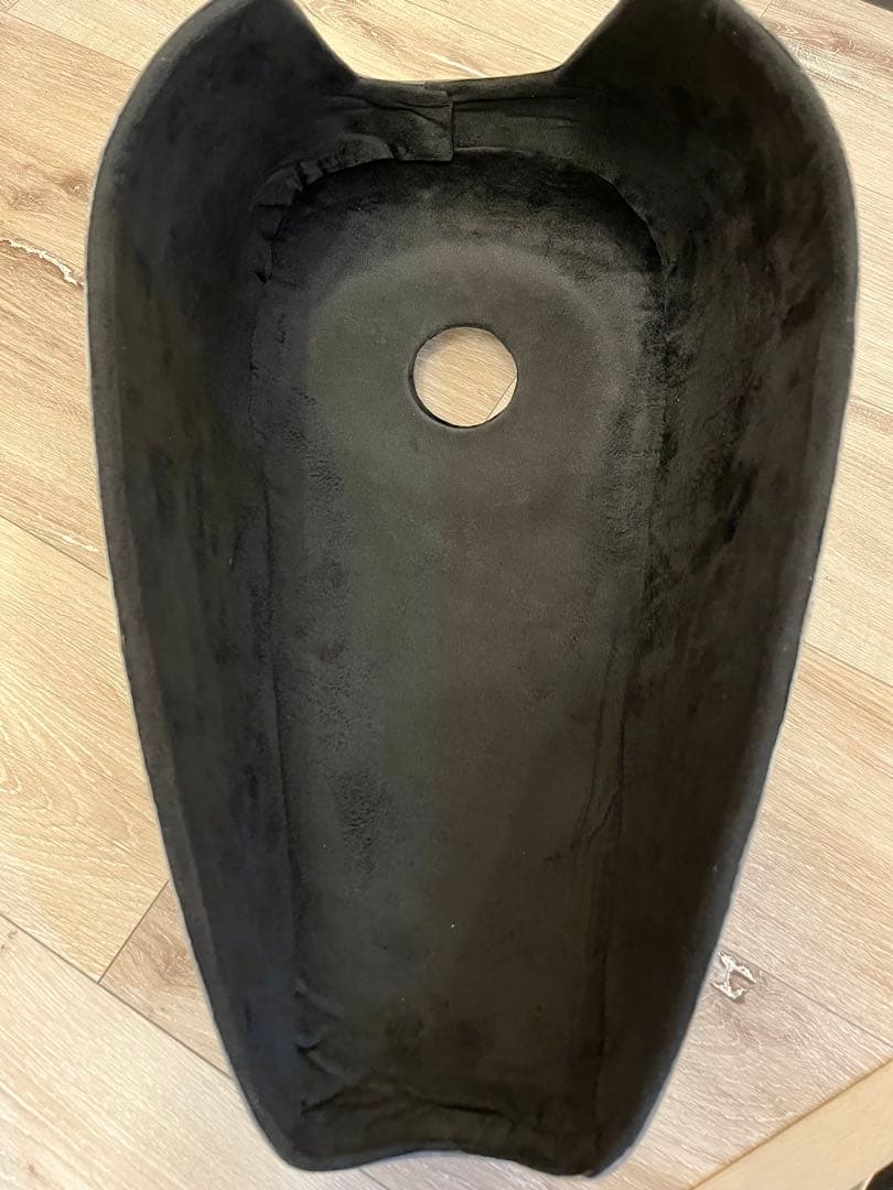 サイモンカスタム タンクカバー グロスグレー ホワイトハンドスクリプト