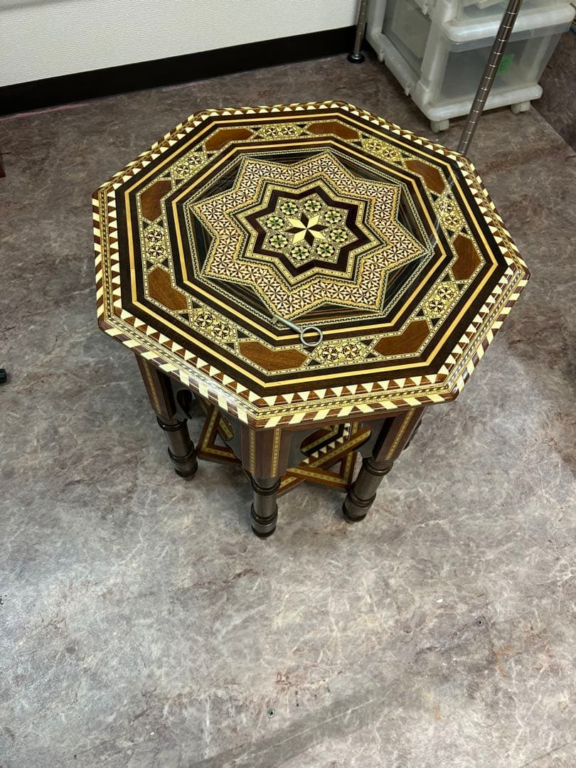 象嵌寄木細工　八角形アンティークテーブル 花台 サイドテーブル