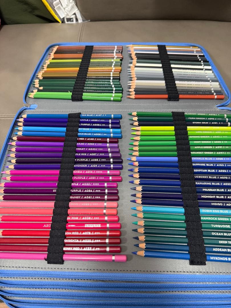 色鉛筆ファーバーカステル、三菱ペリシアンなど計489本まとめ売り 収納ケース付