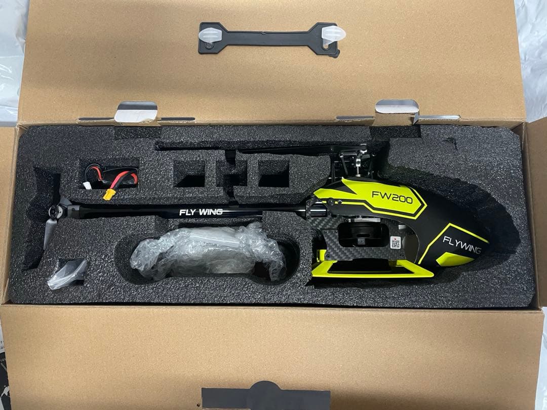 FLY WING FW200 GPSヘリ