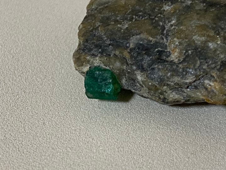 エメラルド　24g