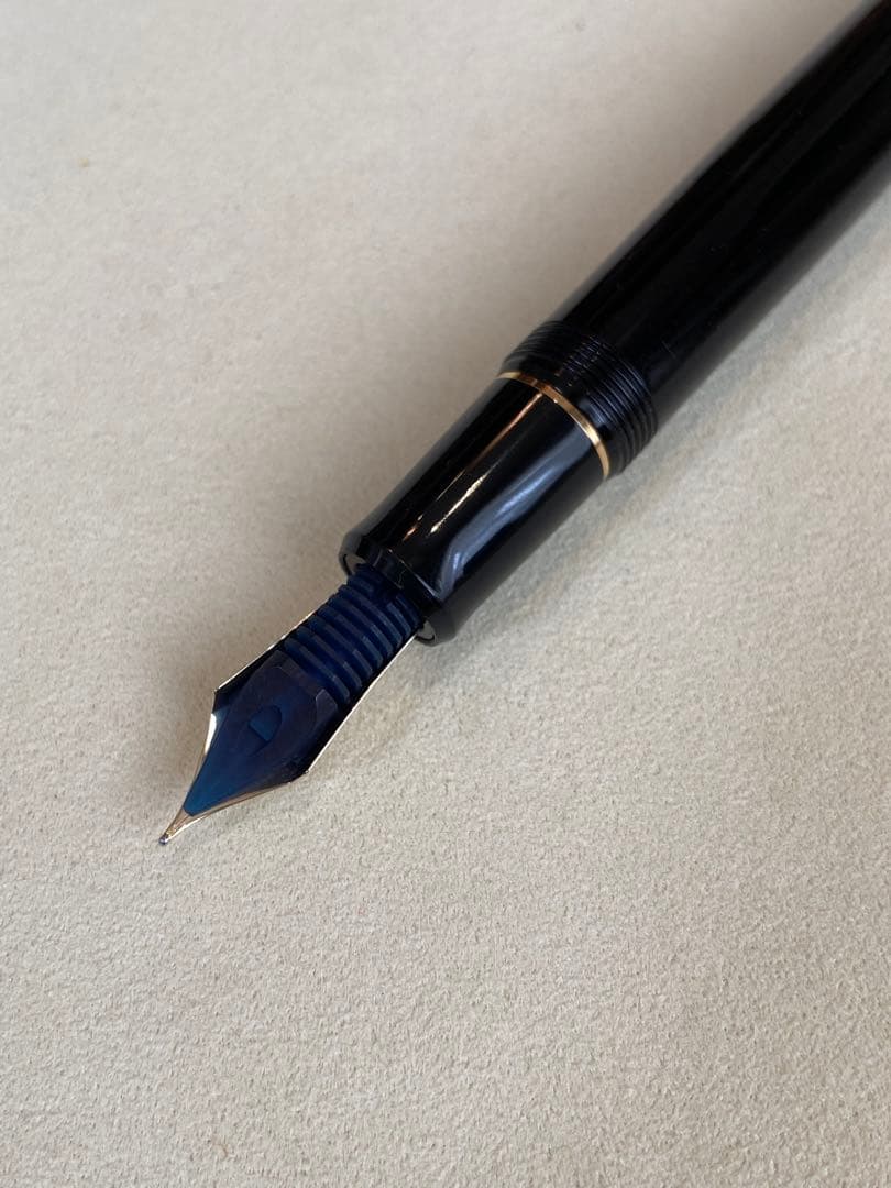 （美品）パイロット pilot 万年筆 カスタム743 Mニブ 14金