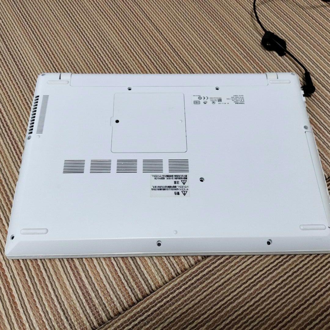 TOSHIBA dynabook T75 Core i7 5500U HDDなし