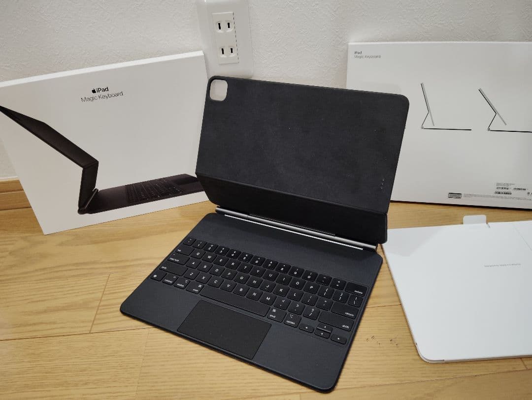 【極美品】iPad Magic Keyboard A1998 US表記