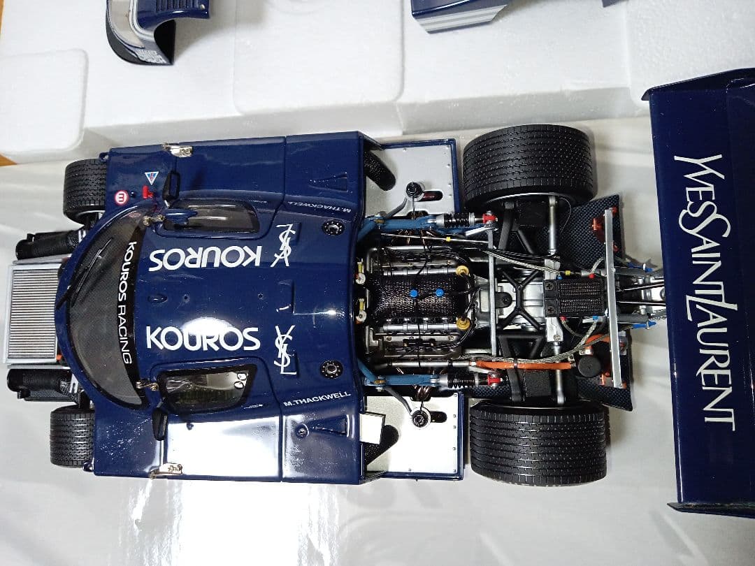 エグゾト exoto ザウバーメルセデス C9 イブサンローラン ミニカー