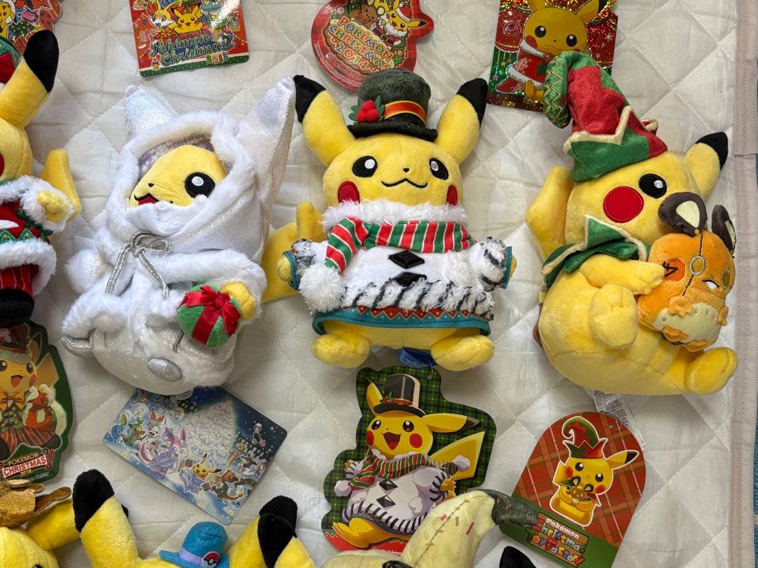 セット　まとめ　クリスマス　ハロウィン　ぬいぐるみ　ピカチュウ ポケモンセンター