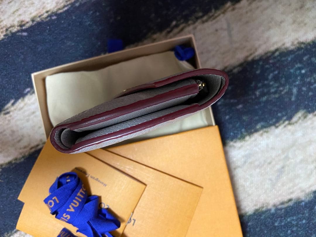 最終値下げ　Louis Vuitton ライトグレー 三つ折り財布