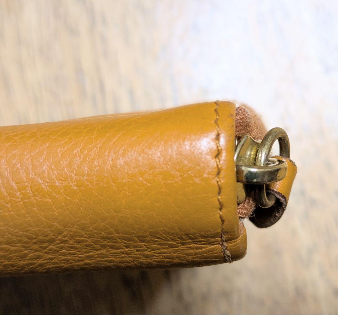 【美品】 IL BISONTE ラウンドジップウォレット ヤケヌメ 人気 現行品