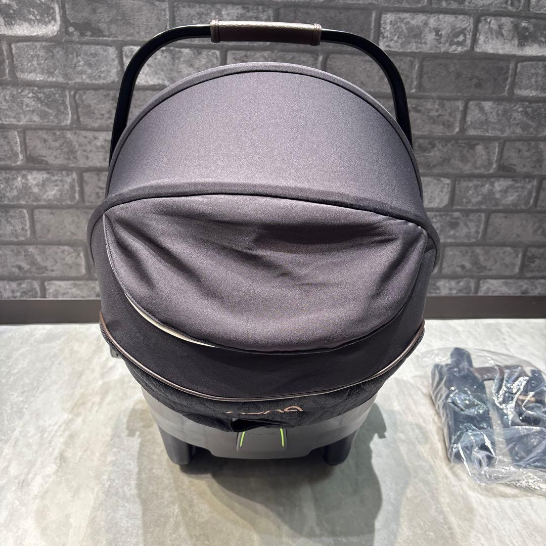 ちゃり♡ひま様　nuna チャイルドシート 一式