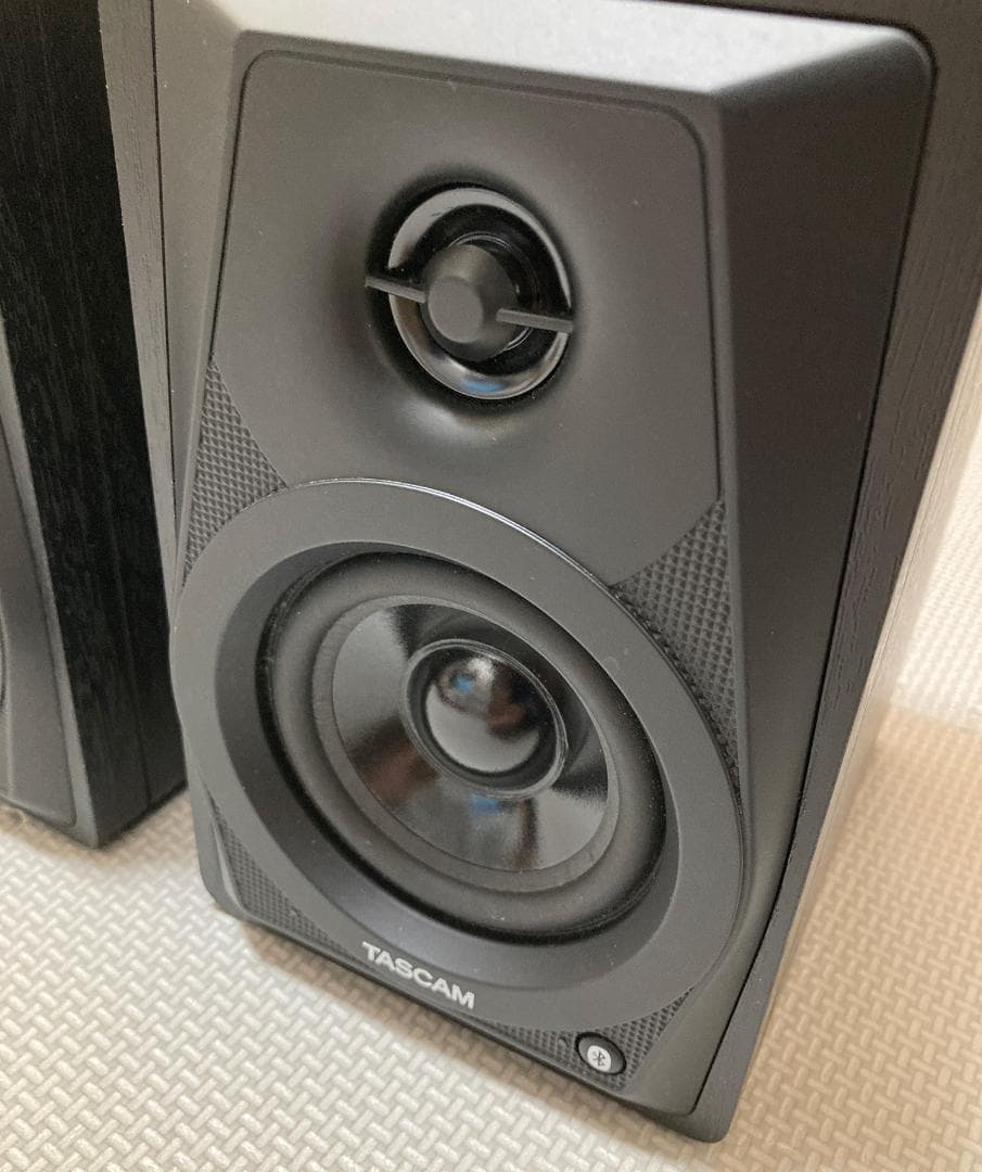 【美品】TASCAM VL-S3BT モニタースピーカー