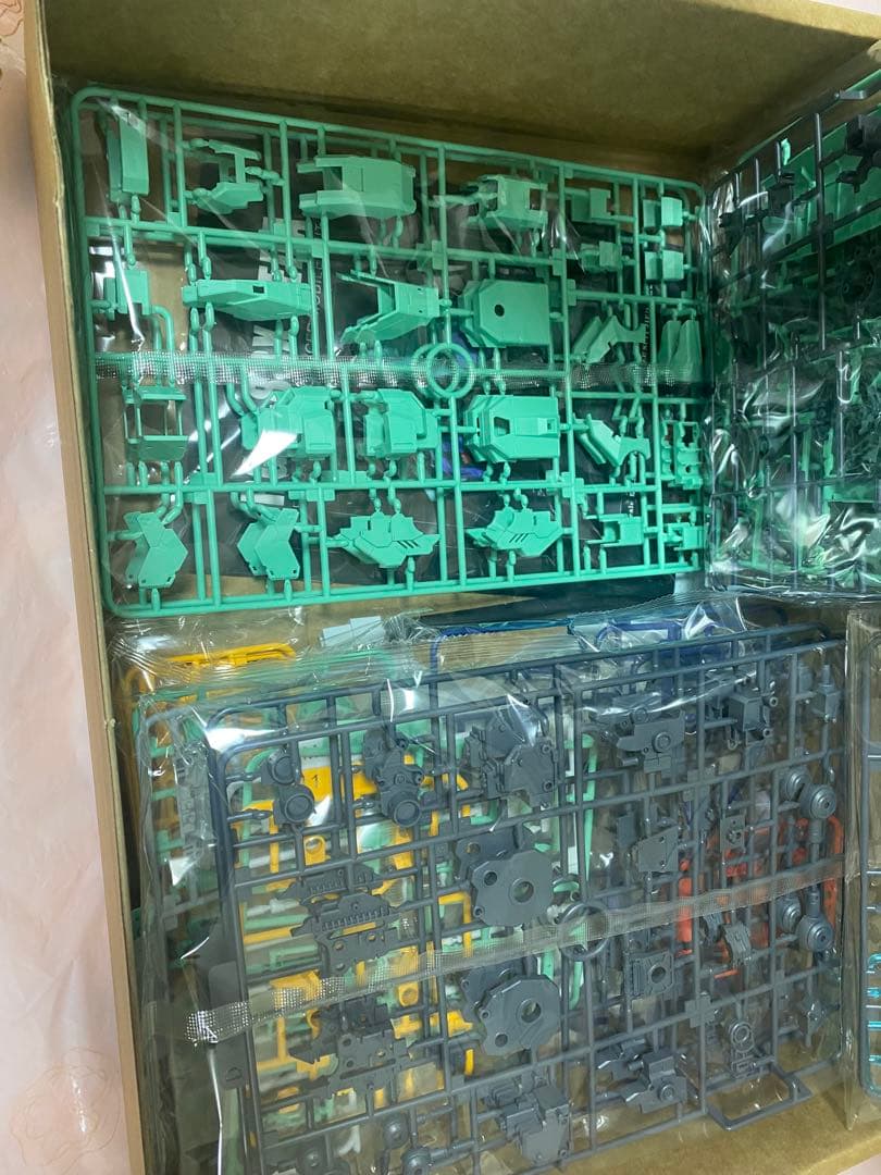 1/100 アムロ専用ジェダ 海外製 プラモデル