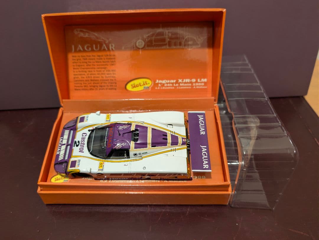 Slot.it Jaguar XJR-9 LM （CW03）スロットカー
