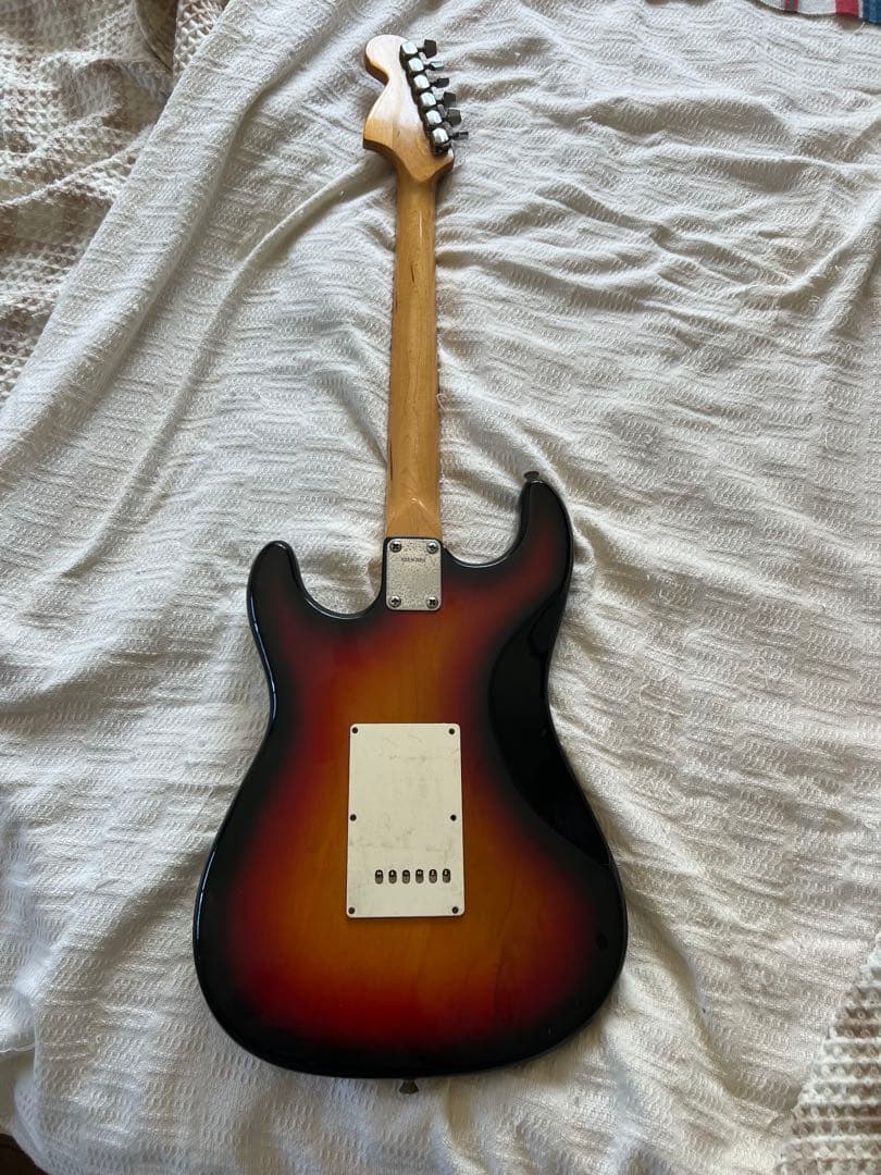 Founder ビンテージ　ストラトキャスター値下げしました