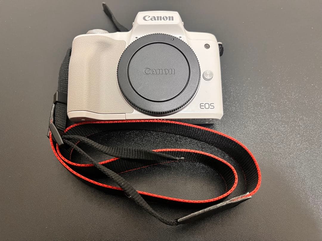 ※ユキ　Canon EOS Kiss M ホワイト レンズ3本付
