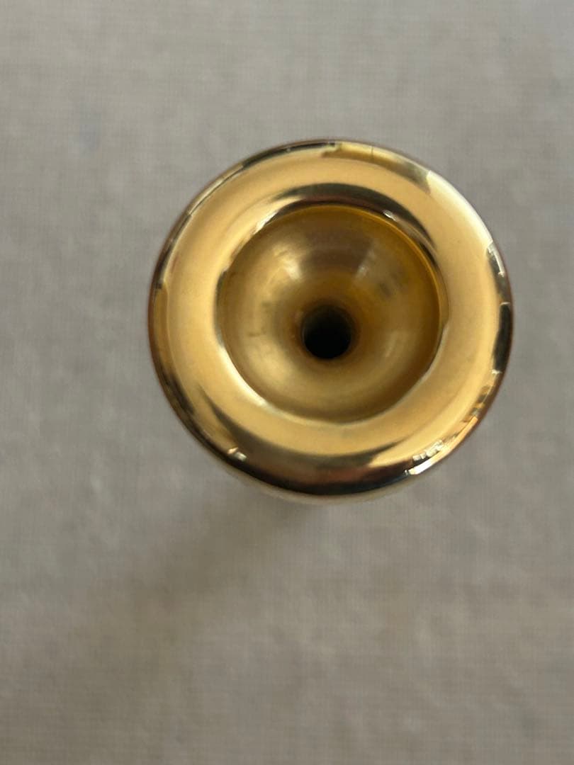 「BEST BRASS 9E トランペットマウスピース 美品／金メッキ」