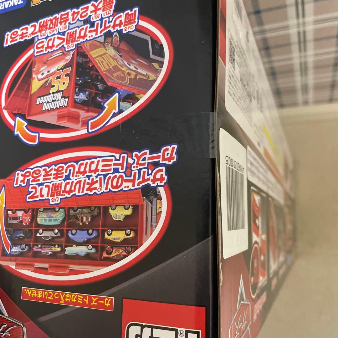 カーズ　トミカ　たくさんのせよう！　大きなマック（カーズ３タイプ）