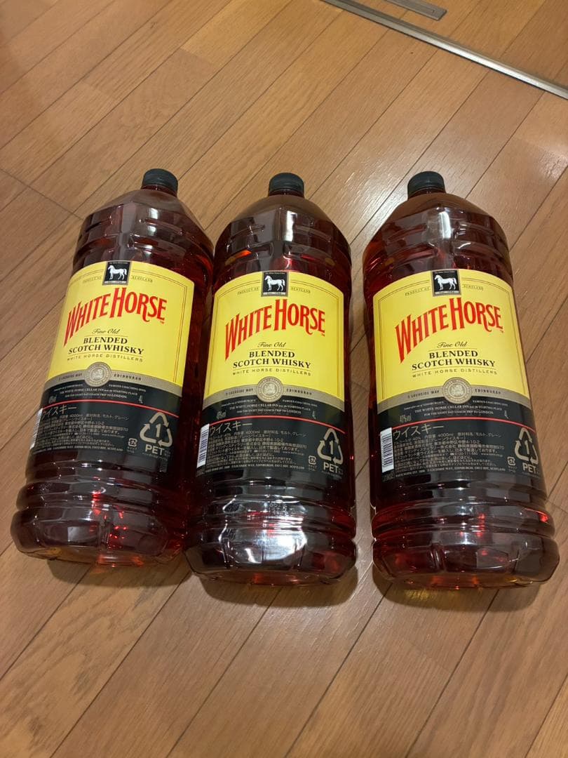 ホワイトホース ファインオールド ペットボトル 4000ml【ウイスキー】　３本